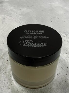 Baxter of California Clay Pomade 2oz Strong Hold Matte Finish Men’s Hair Styling